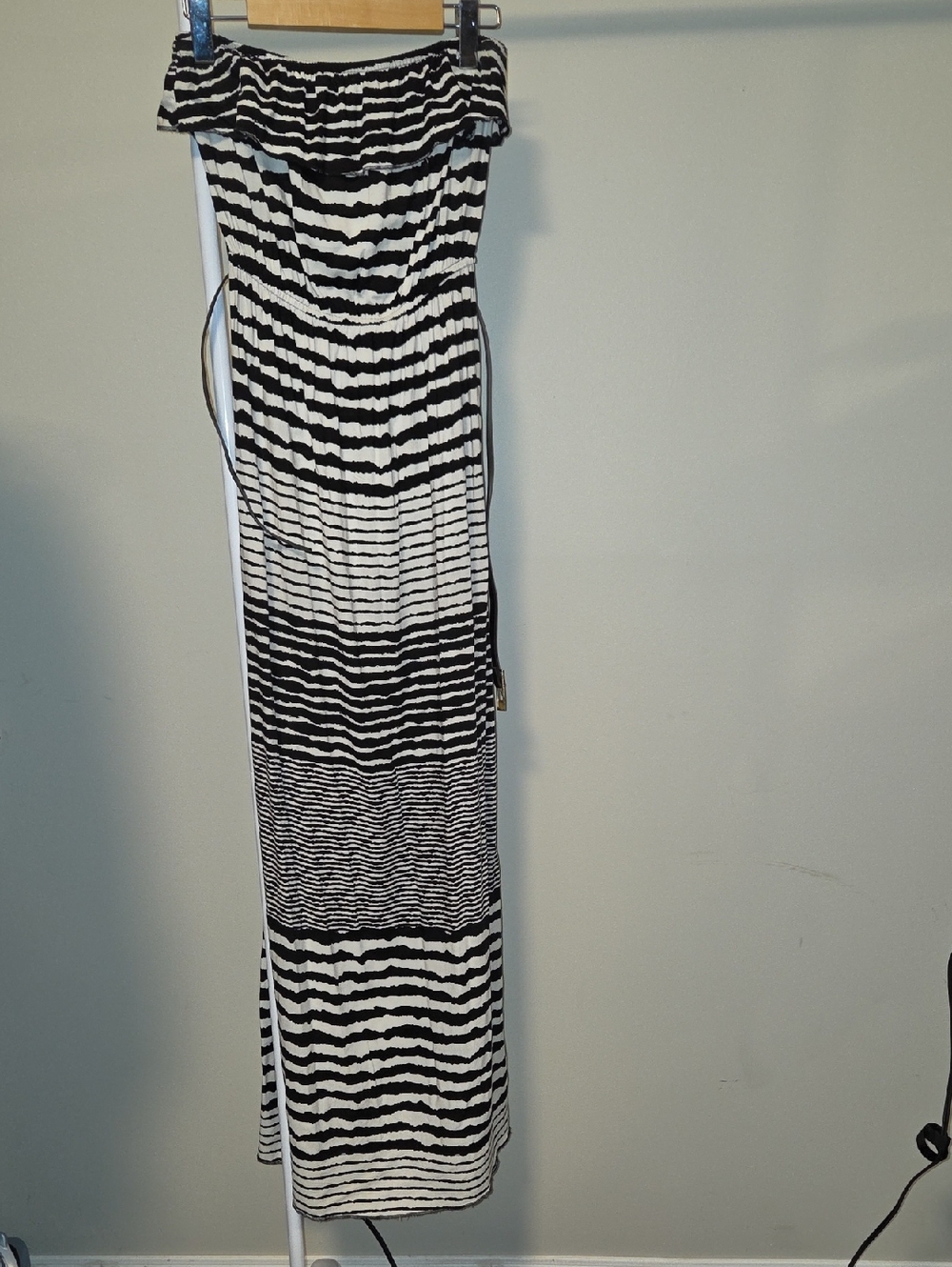 Trixxi Black & White Strapless Maxi | Summer Event Dress | Medium